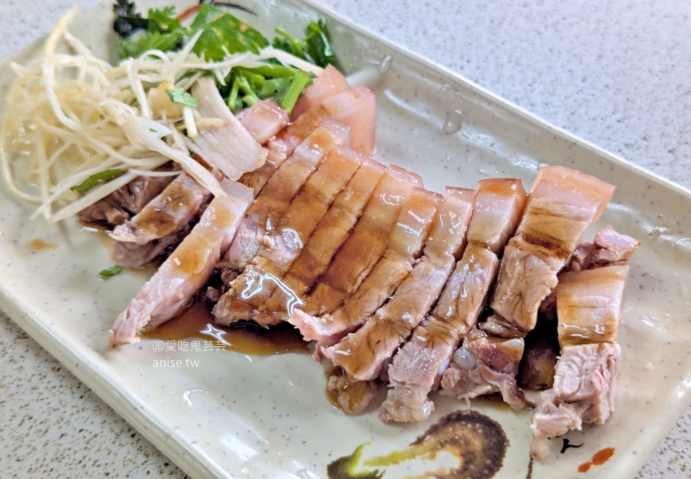 坪林美食推薦｜梅春公路飯店：北宜公路隱藏版熱炒，便宜大碗、蔬菜爆量超滿足！(姊姊食記) @愛吃鬼芸芸