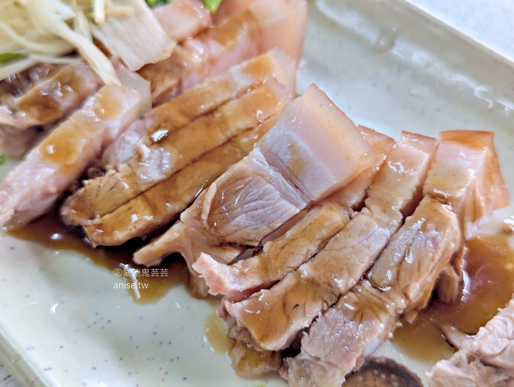 坪林美食推薦｜梅春公路飯店：北宜公路隱藏版熱炒，便宜大碗、蔬菜爆量超滿足！(姊姊食記) @愛吃鬼芸芸