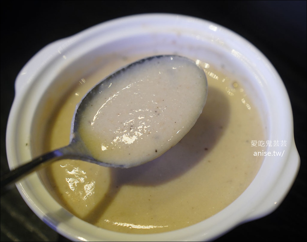 源鮮智慧農場 iPaleo 私廚，超新鮮大份量生菜碗當前菜，附餐飲料還是綠拿鐵，超健康超飽足！(寵物友善) @愛吃鬼芸芸