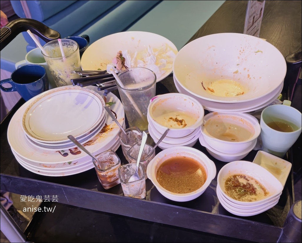 源鮮智慧農場 iPaleo 私廚，超新鮮大份量生菜碗當前菜，附餐飲料還是綠拿鐵，超健康超飽足！(寵物友善) @愛吃鬼芸芸