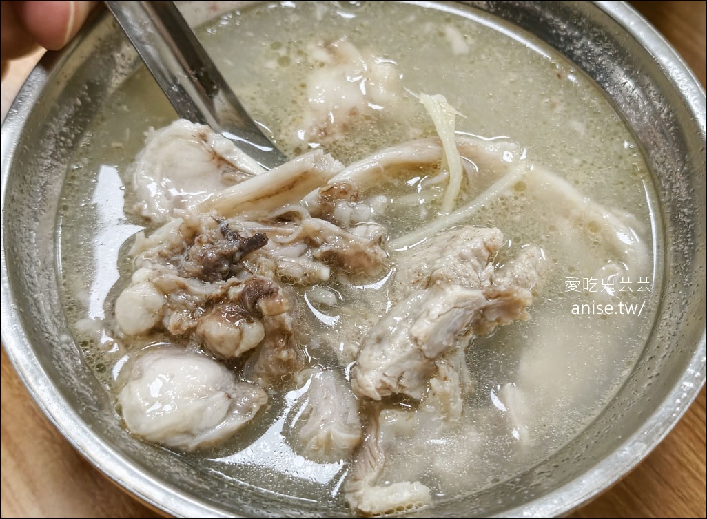 楊切仔麵，黑白切大碗滿意，厚切肉肉超過癮！(桃園晚餐、宵夜場推薦) @愛吃鬼芸芸