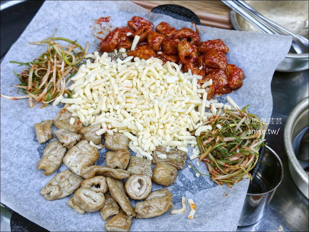 釜山海田烤腸:在地人宵夜首選,烤腸+起司根本銷魂,太好吃! (含菜單/營業資訊) @愛吃鬼芸芸 釜山海田烤腸:在地人宵夜首選,烤腸+起司根本銷魂,太好吃! (含菜單/營業資訊) @愛吃鬼芸芸