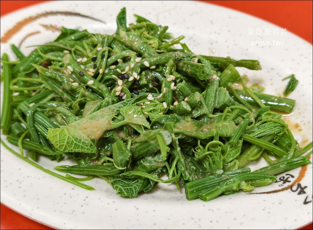 嘉義宵夜場 | 金馬肉粥，鹹粥配炸物，爽爽的！ @愛吃鬼芸芸
