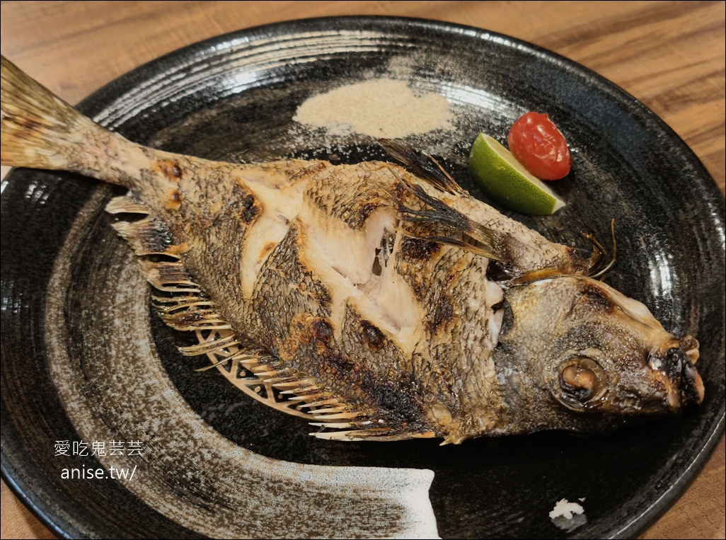小六食堂 | 2026父親節大餐前奏，海膽、黑鮪魚大餐，超新鮮好吃又划算！(寵物友善) @愛吃鬼芸芸