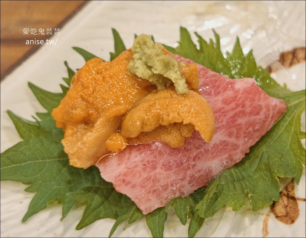 雙連滷味，寧夏夜市週邊人氣滷味店，最愛土雞腳和豬皮！ @愛吃鬼芸芸