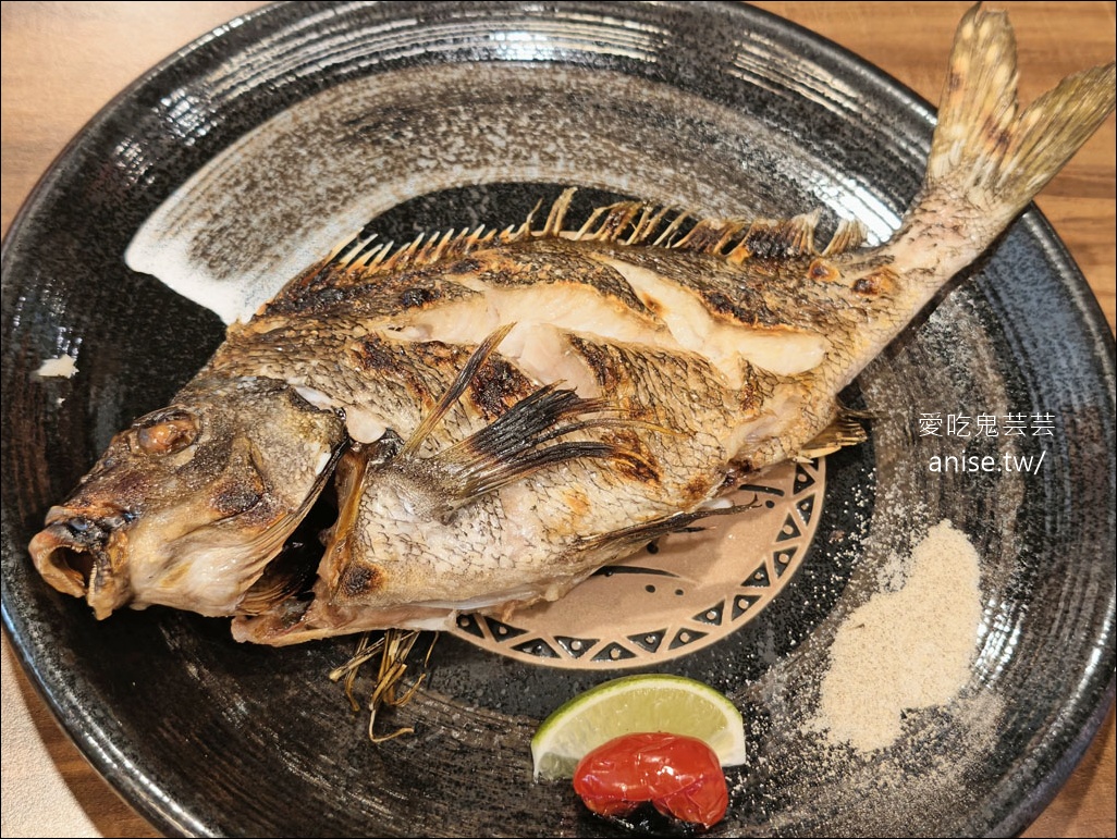 小六食堂 | 2026父親節大餐前奏，海膽、黑鮪魚大餐，超新鮮好吃又划算！(寵物友善) @愛吃鬼芸芸