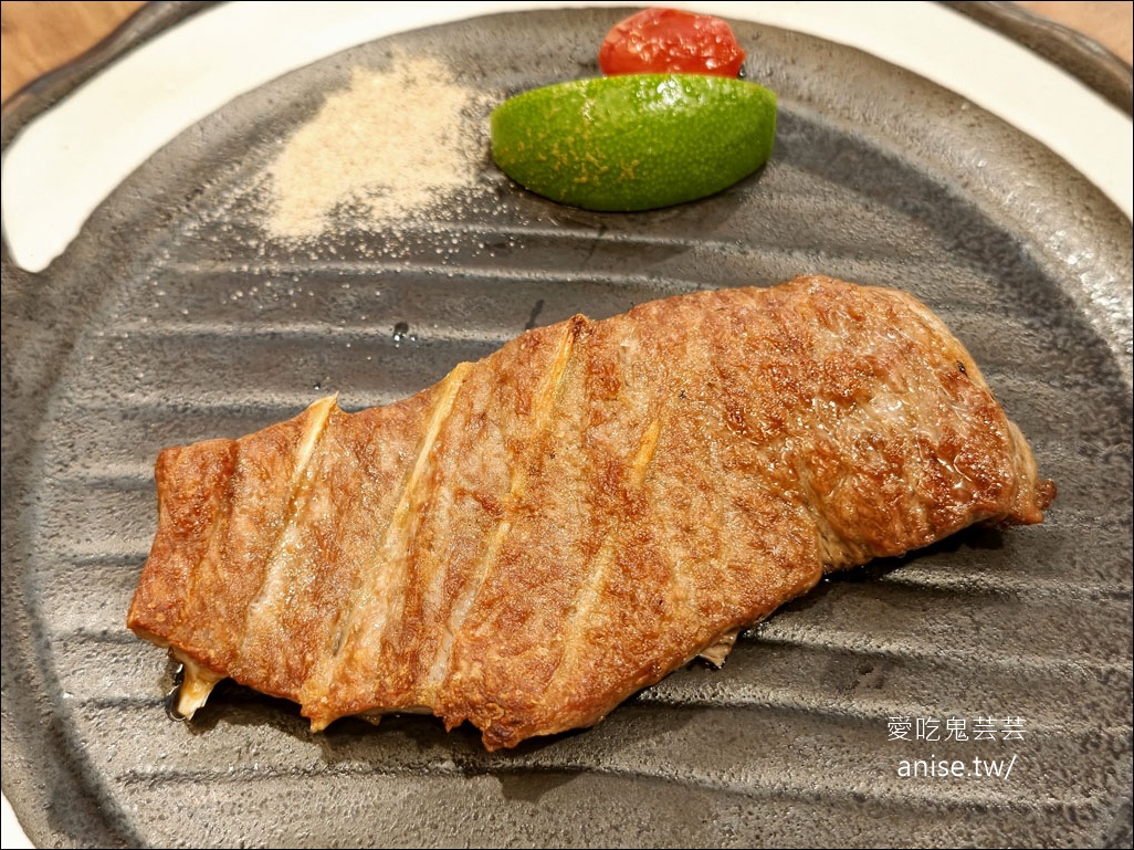 小六食堂 | 2026父親節大餐前奏，海膽、黑鮪魚大餐，超新鮮好吃又划算！(寵物友善) @愛吃鬼芸芸