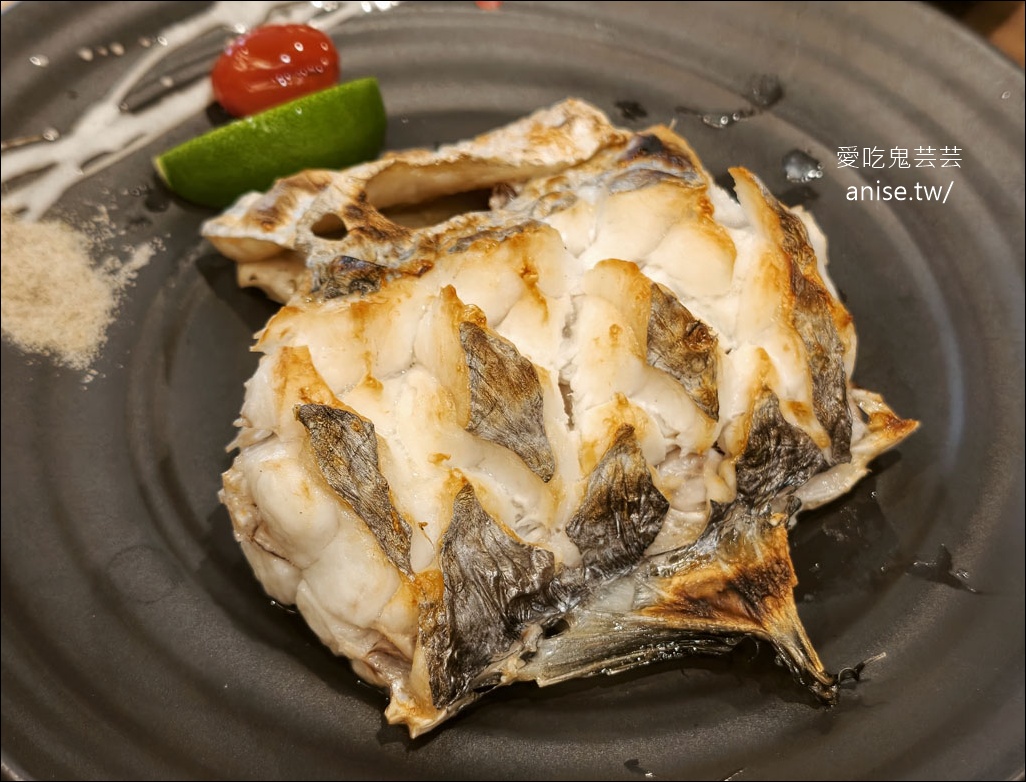 小六食堂 | 2026父親節大餐前奏，海膽、黑鮪魚大餐，超新鮮好吃又划算！(寵物友善) @愛吃鬼芸芸