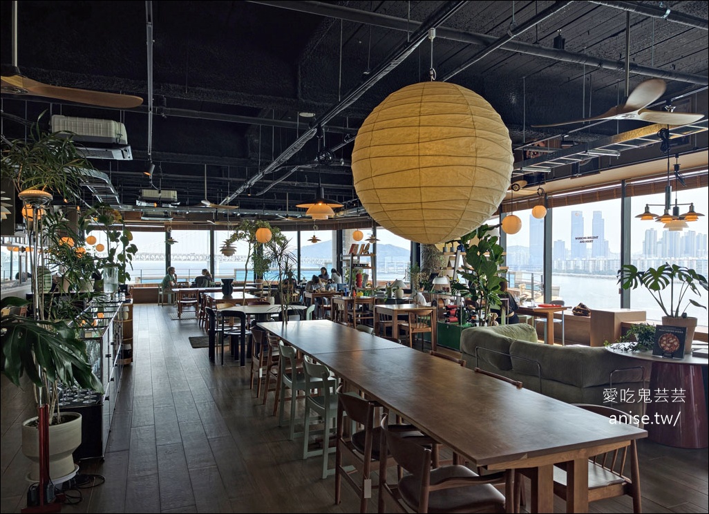 廣安里絕景早午餐推薦 | working holiday 民樂分店，今年新開幕的絕美早午餐/ 晚餐 @愛吃鬼芸芸