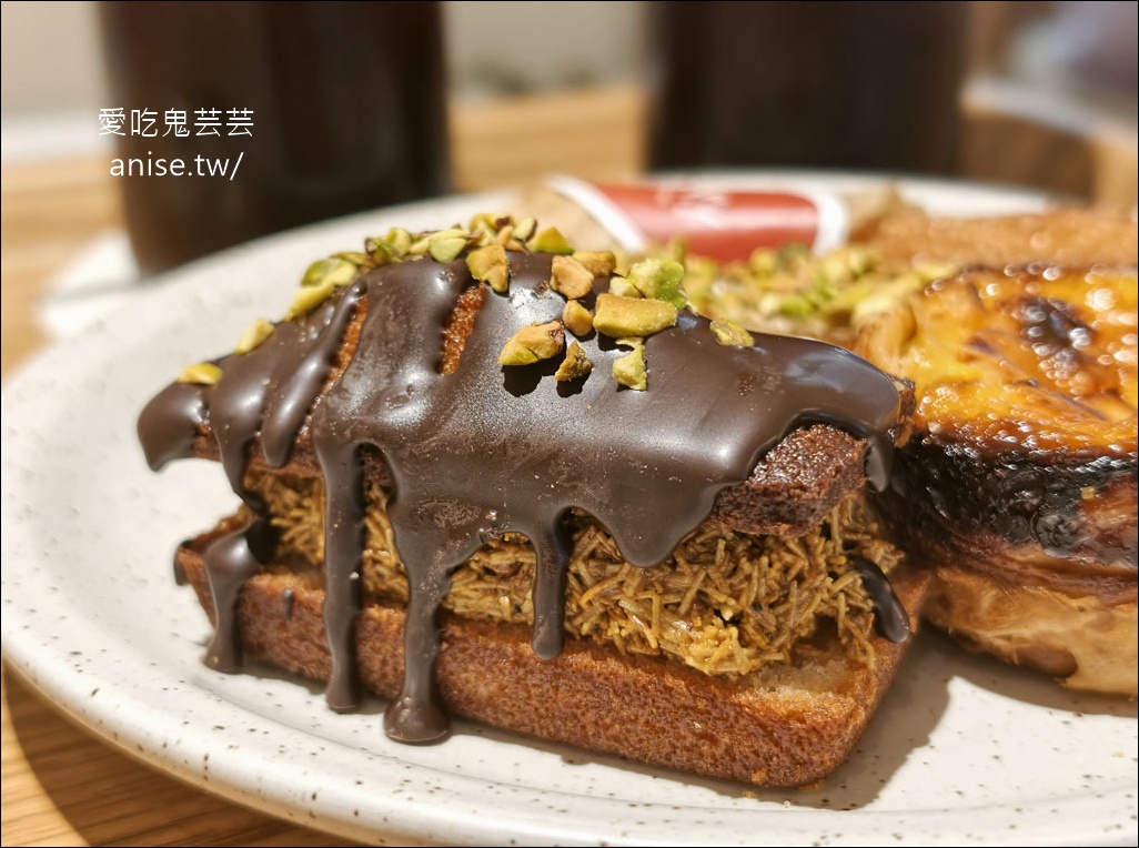 LivingOne(新竹篤行館)義法料理，竹科也有CP值超高的好餐廳！ @愛吃鬼芸芸