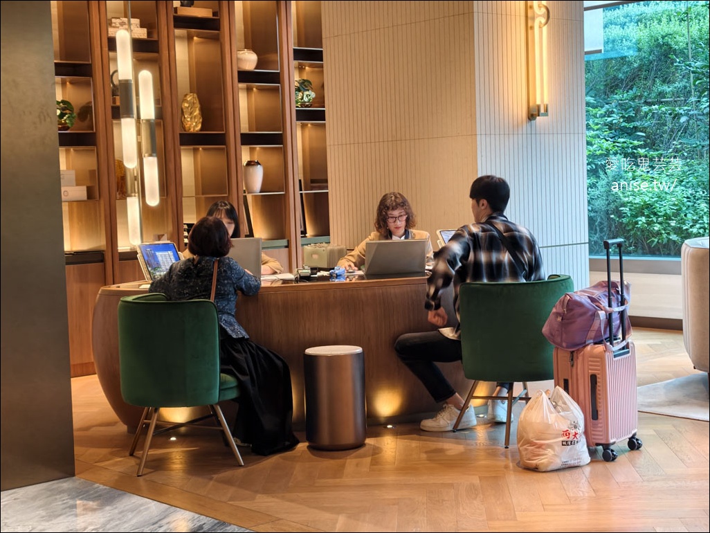 臺中勤美洲際酒店，台中奢華住宿首選！緊鄰勤美誠品商圈、綠園道及審計新村 @愛吃鬼芸芸