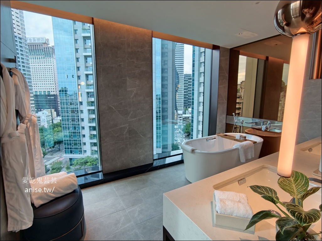臺中勤美洲際酒店,台中奢華住宿首選!緊鄰勤美誠品商圈、綠園道及審計新村 @愛吃鬼芸芸 臺中勤美洲際酒店,台中奢華住宿首選!緊鄰勤美誠品商圈、綠園道及審計新村 @愛吃鬼芸芸