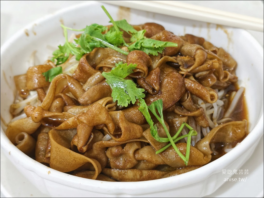 新華港式菜館，多年不見的高中同學趴 (內含菜單) @愛吃鬼芸芸