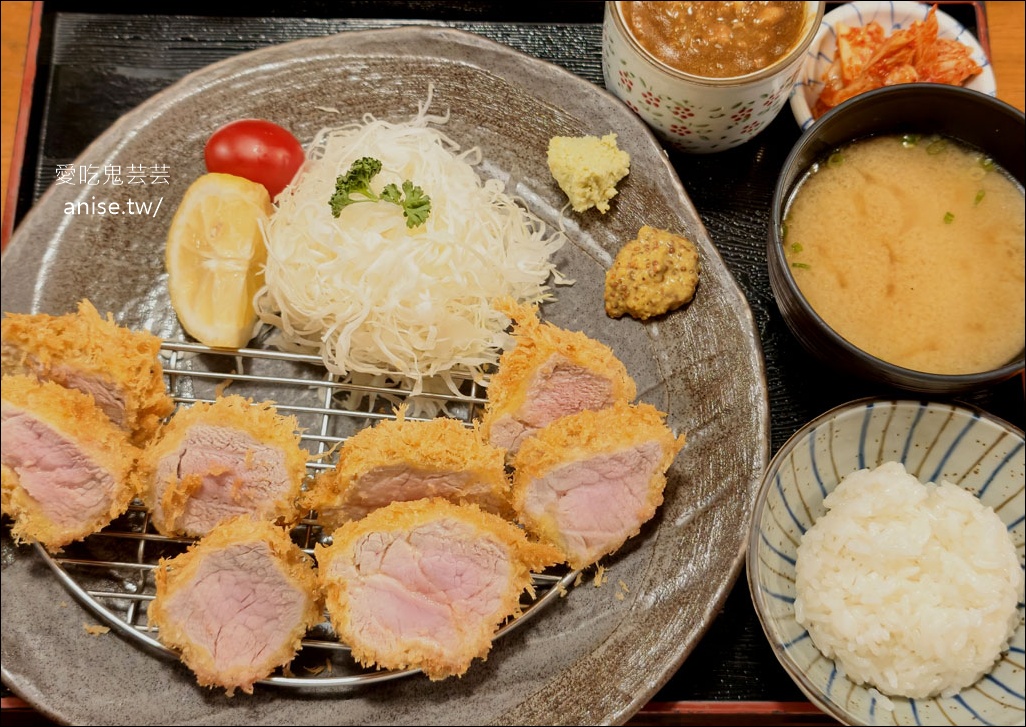 톤쇼우부산대점 豚笑(釜山大學店)，釜山超人氣炸豬排 @愛吃鬼芸芸