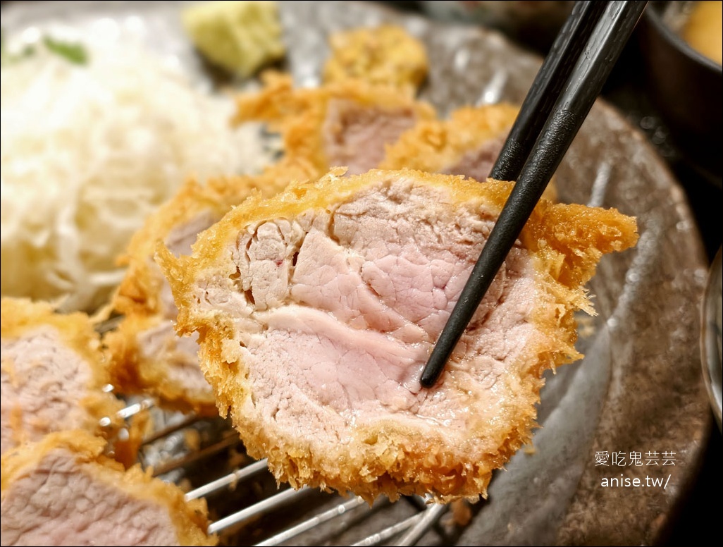 톤쇼우부산대점 豚笑(釜山大學店)，釜山超人氣炸豬排 @愛吃鬼芸芸