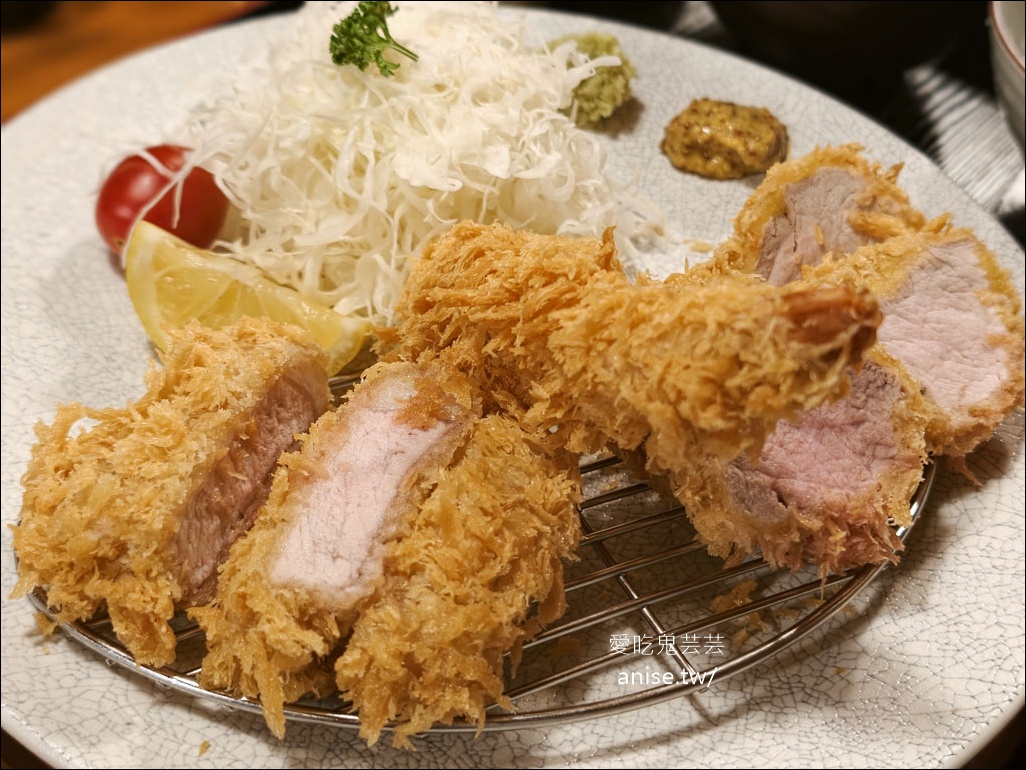 톤쇼우부산대점 豚笑(釜山大學店)，釜山超人氣炸豬排 @愛吃鬼芸芸