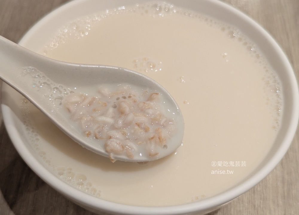 平實豆漿,十多種配料組合的手工燒餅,基隆早餐美食(姊姊食記) @愛吃鬼芸芸 平實豆漿,十多種配料組合的手工燒餅,基隆早餐美食(姊姊食記) @愛吃鬼芸芸
