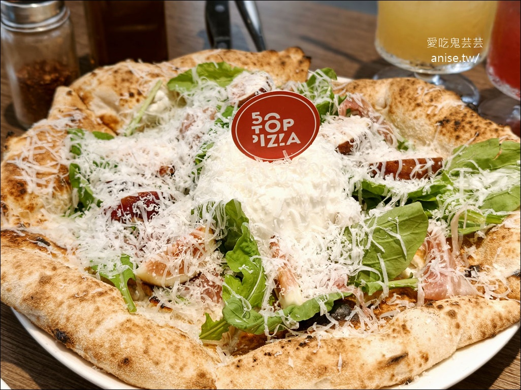 Gino Pizza 新北市第一家正統拿坡里冠軍Pizza (文末菜單)，還有君諾食品！寵物友善哦！ @愛吃鬼芸芸