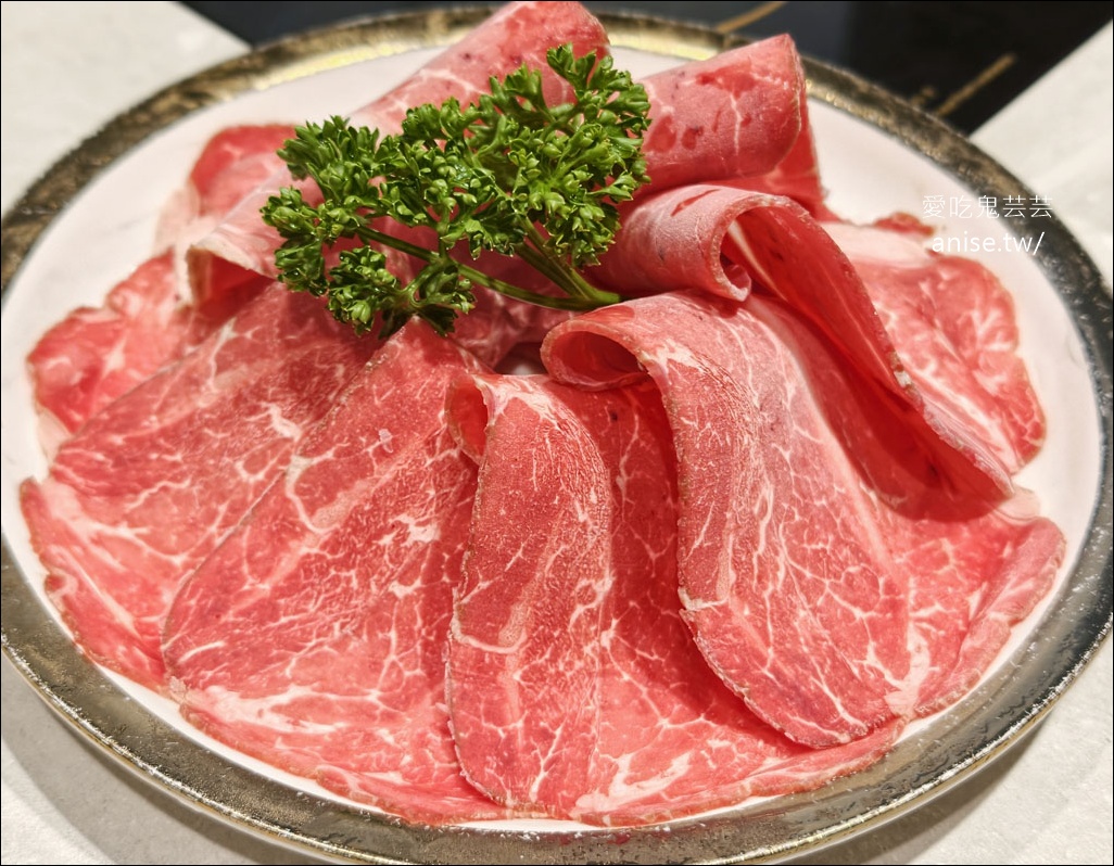 新莊火鍋 | 沐樂享鍋 ，蔬食無限放題 新莊中原店 @愛吃鬼芸芸