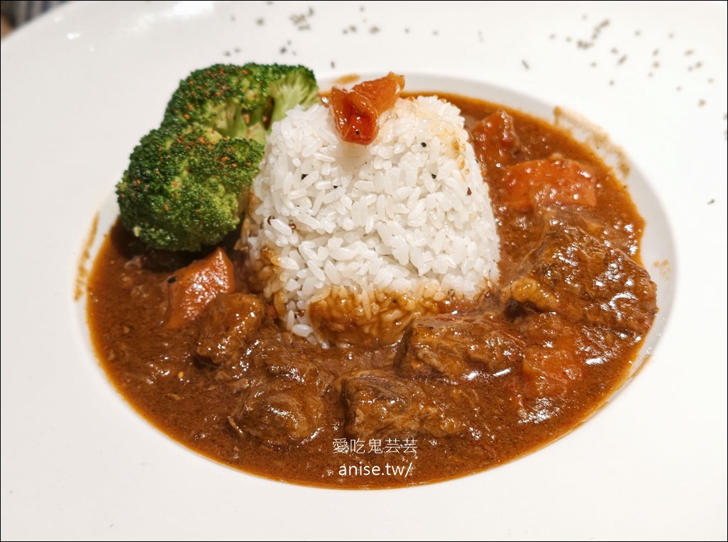 月霞 Waha Cafe 承德店，線性公園旁好吃好聊咖啡廳 @愛吃鬼芸芸