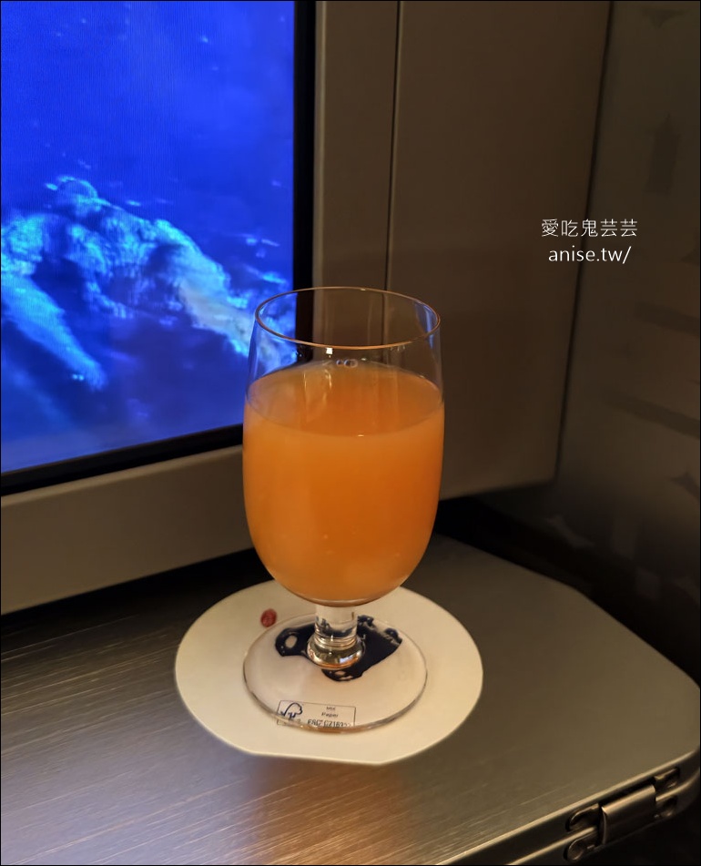 華航直飛鳳凰城！空中巴士 A350-900商務艙開箱，美洲直飛多航點超方便 (回程：西雅圖-台北) @愛吃鬼芸芸
