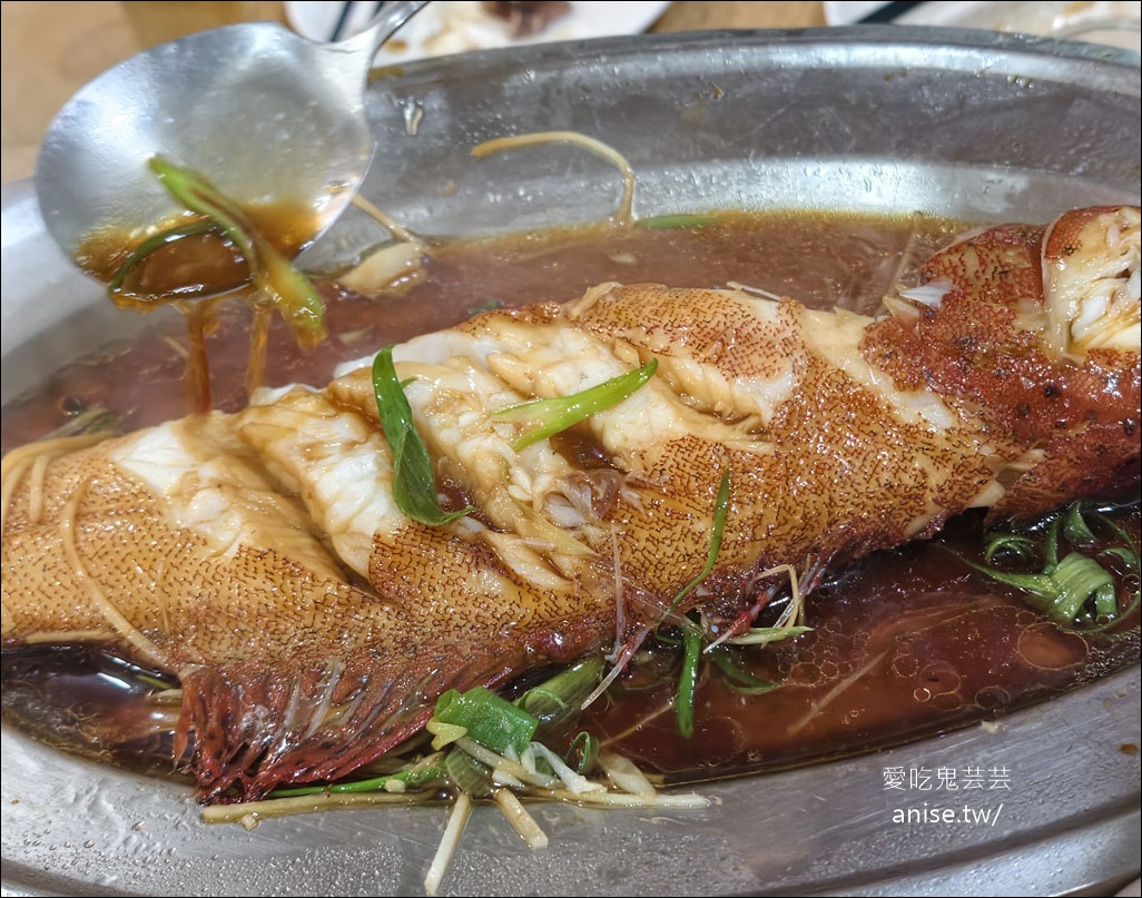 再訪日海海鮮店，這回是吃單點，更合口味更好吃！ @愛吃鬼芸芸