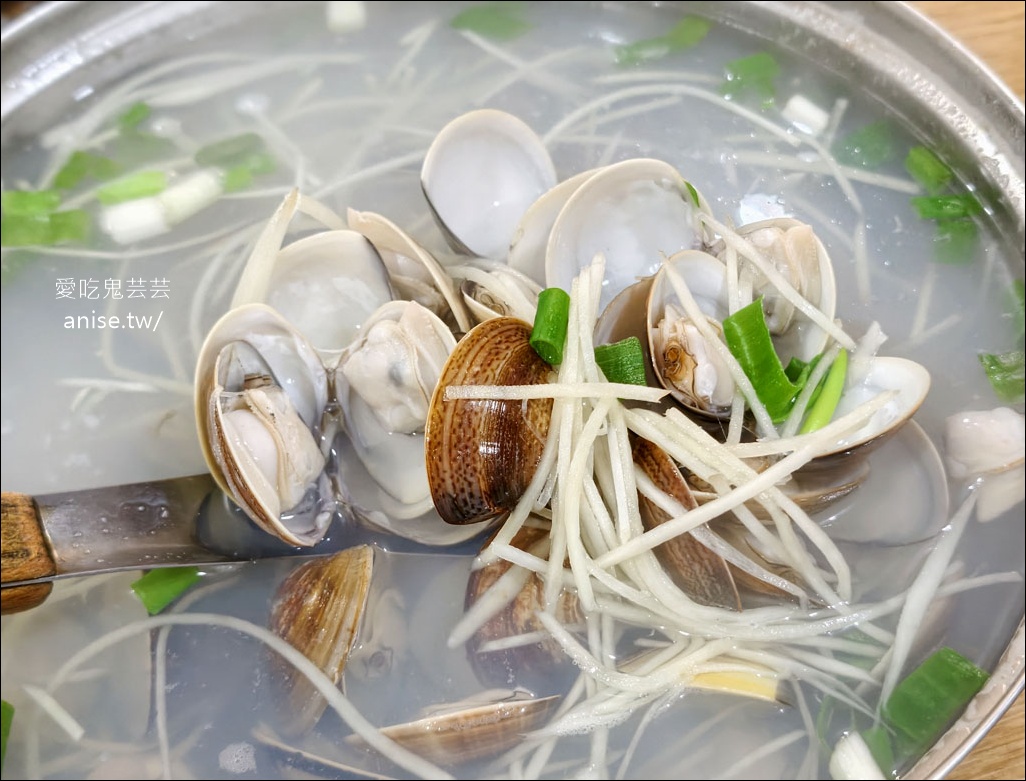 再訪日海海鮮店，這回是吃單點，更合口味更好吃！ @愛吃鬼芸芸