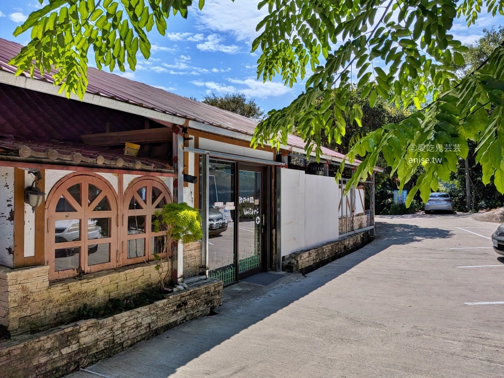 森鄰水岸景觀咖啡館，豬肋排大份量滿足，俯瞰桃園溪口台地的美景(姊姊食記) @愛吃鬼芸芸