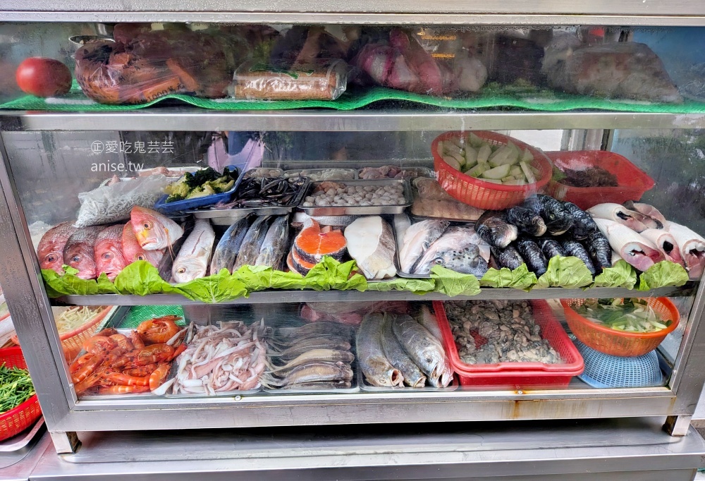 吳師大眾飯店，六條通裡的平價熱炒店，捷運中山站美食(姊姊食記) @愛吃鬼芸芸